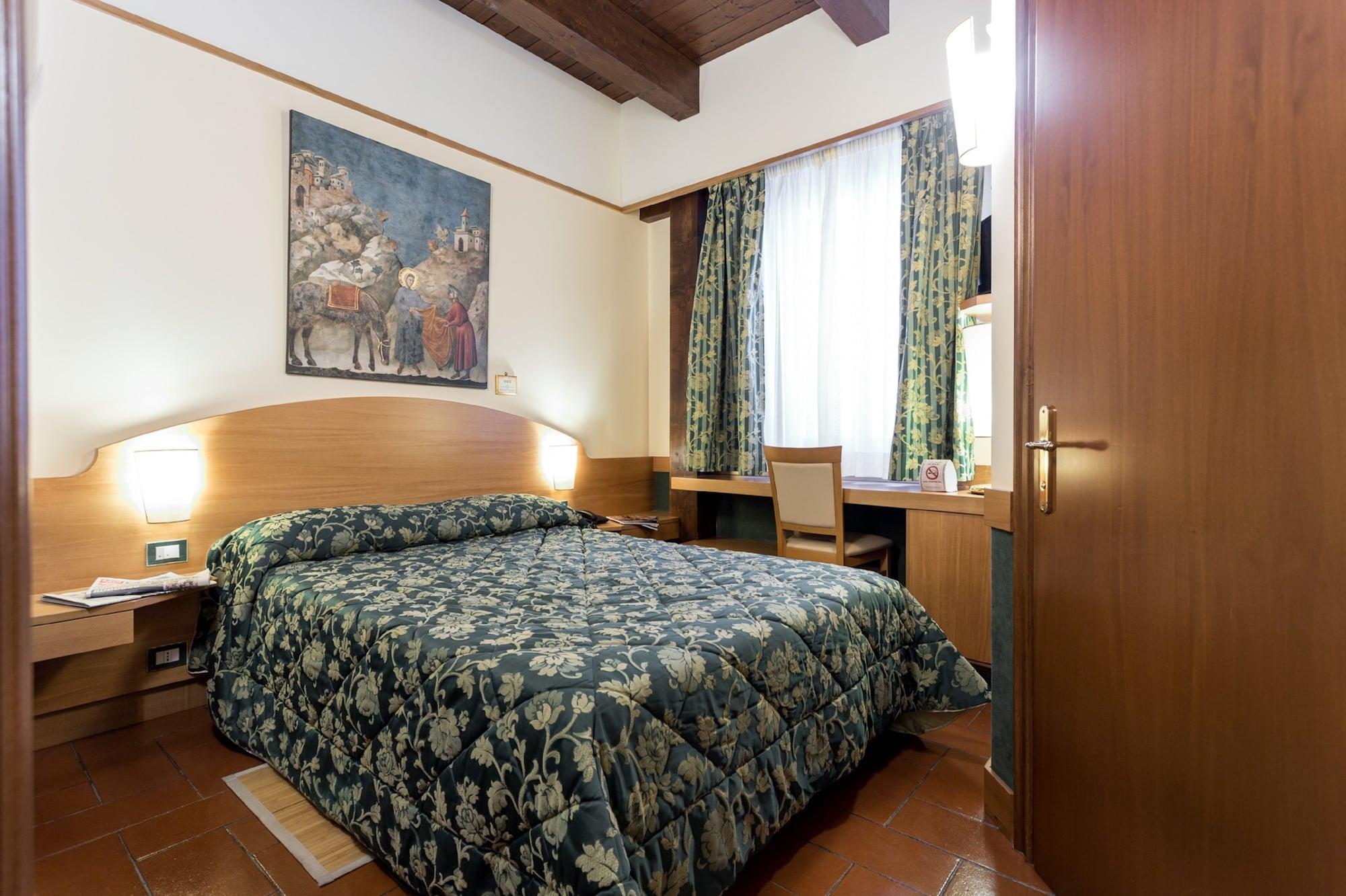 La Terrazza Restaurant & Hotel 3*